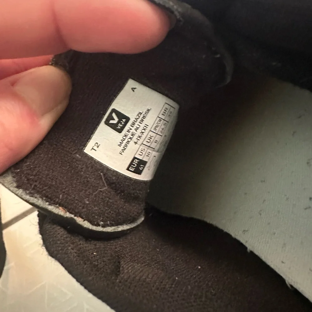 Veja Campo Easy Two Tone Leather Black and White Sneakers 41 10 - Picture 8 of 8